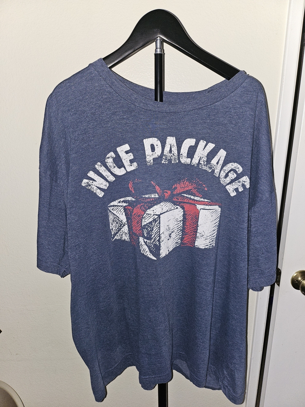 Nice Package Graphic Short Sleeve Tee - Blue